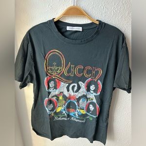 DAYDREAMER QUEEN BF TEE